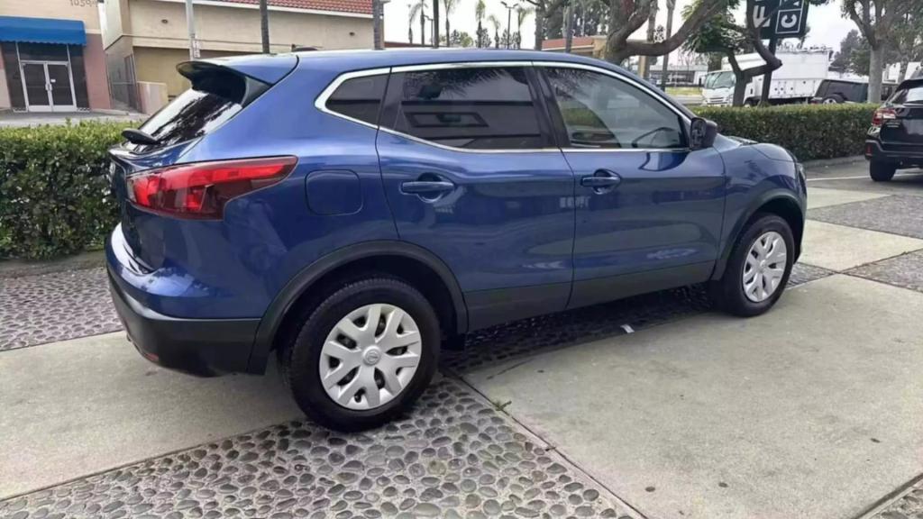 used 2018 Nissan Rogue Sport car, priced at $12,499