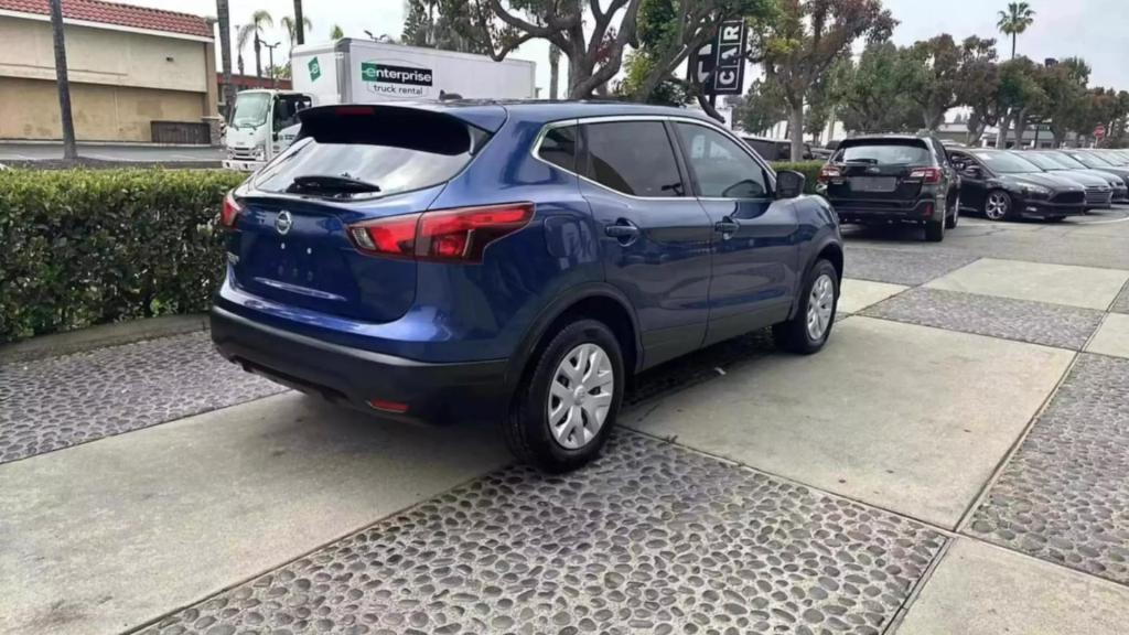 used 2018 Nissan Rogue Sport car, priced at $12,499