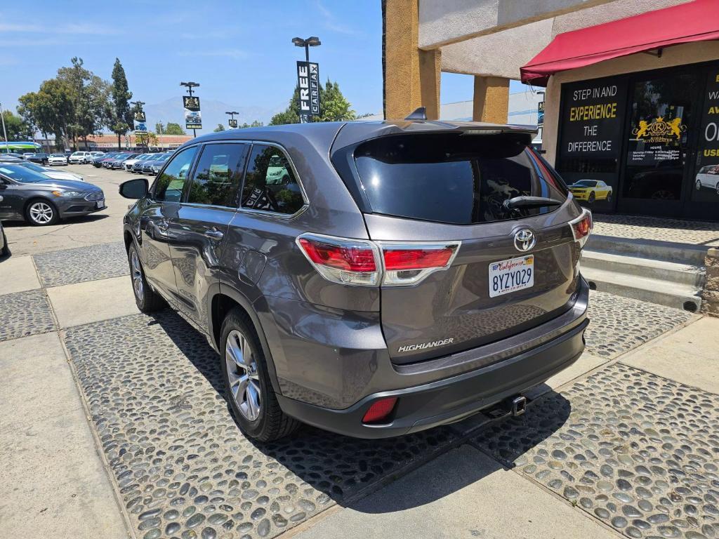 used 2016 Toyota Highlander car, priced at $12,999