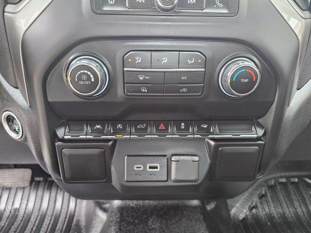 used 2024 Chevrolet Silverado 1500 car, priced at $32,999