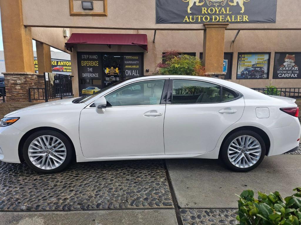 used 2016 Lexus ES 350 car, priced at $17,999