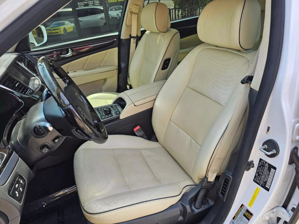 used 2015 Hyundai Equus car, priced at $11,999