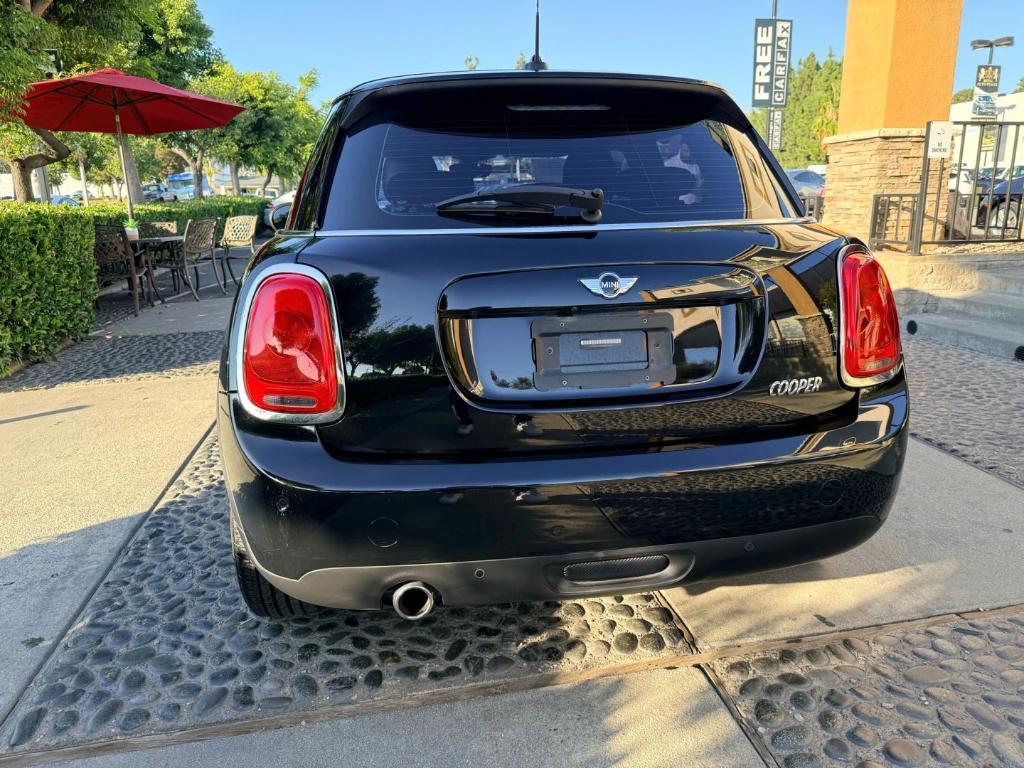 used 2018 MINI Hardtop car, priced at $12,499
