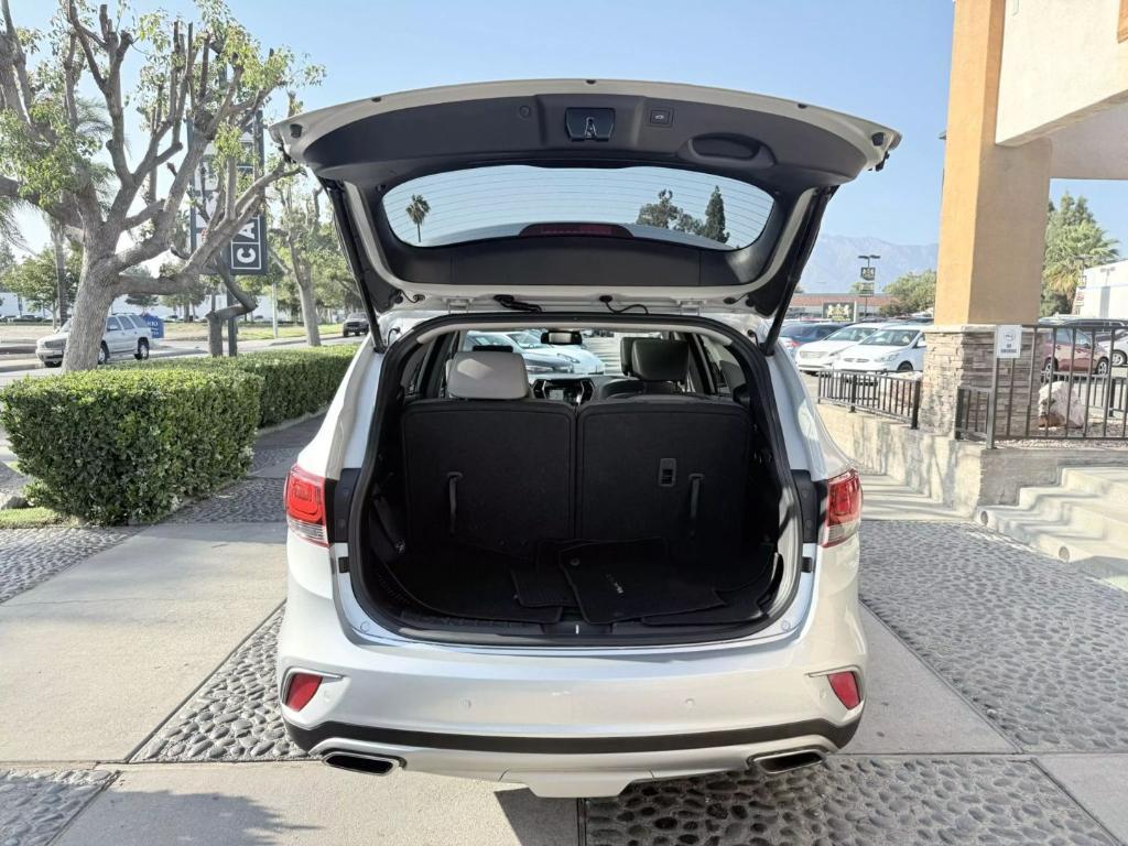 used 2017 Hyundai Santa Fe car, priced at $16,499