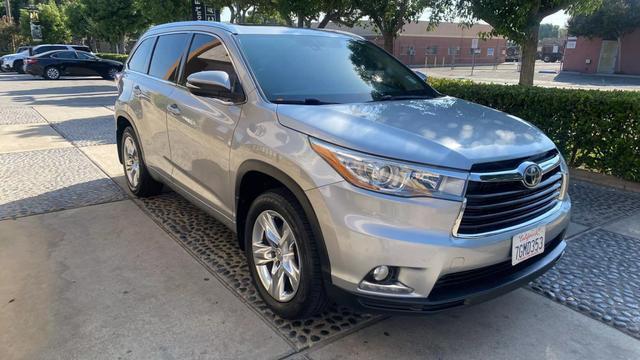 used 2014 Toyota Highlander car, priced at $16,999