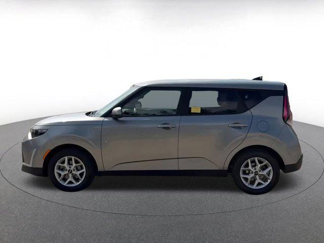 used 2025 Kia Soul car, priced at $17,226