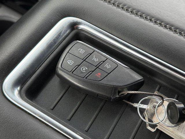 used 2023 GMC Yukon XL car, priced at $53,657
