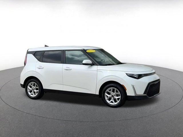 used 2023 Kia Soul car, priced at $17,786