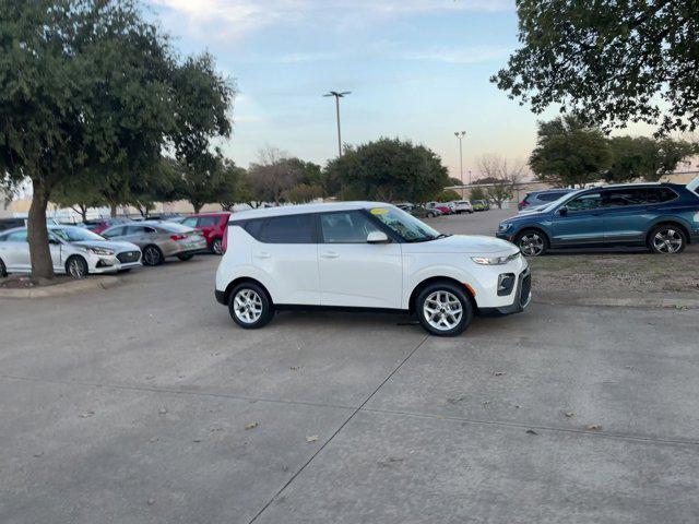 used 2022 Kia Soul car, priced at $14,914