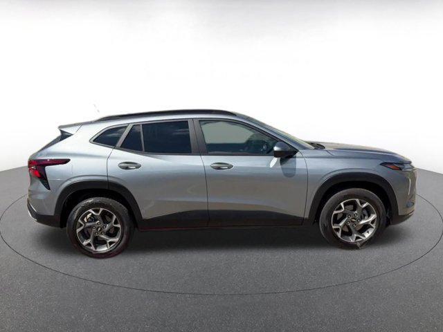 used 2025 Chevrolet Trax car, priced at $21,573