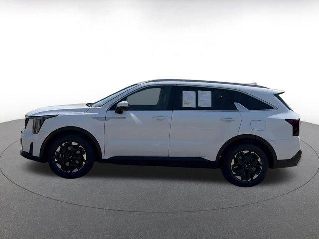 used 2024 Kia Sorento car, priced at $28,730