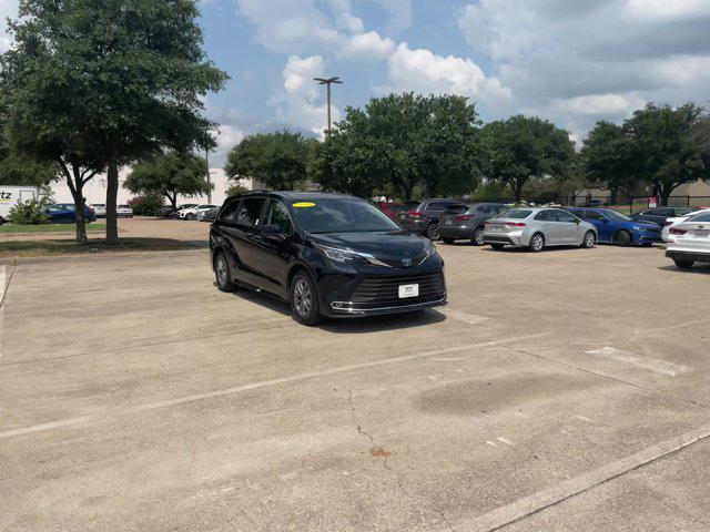 used 2023 Toyota Sienna car, priced at $46,931