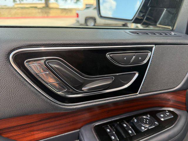 used 2024 Lincoln Navigator car, priced at $64,995