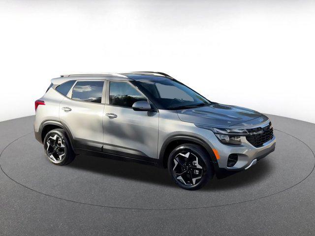 used 2025 Kia Seltos car, priced at $22,142