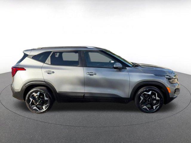 used 2025 Kia Seltos car, priced at $22,142