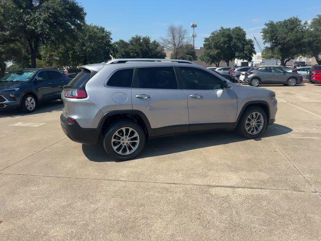 used 2020 Jeep Cherokee car, priced at $15,824