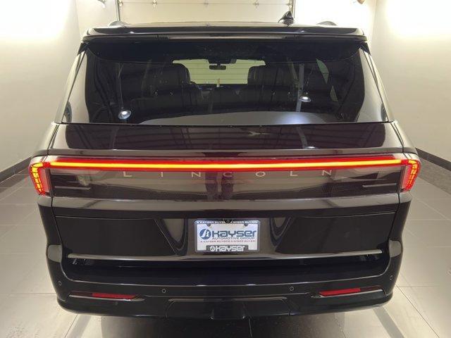 new 2025 Lincoln Navigator L car, priced at $122,190