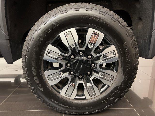 used 2024 GMC Sierra 2500 car, priced at $75,936