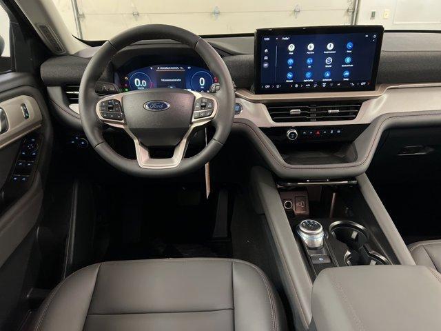 new 2025 Ford Explorer car, priced at $44,774