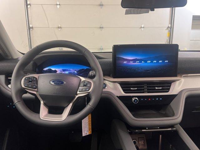 new 2025 Ford Explorer car, priced at $44,061