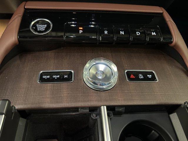 new 2025 Lincoln Navigator L car, priced at $109,295