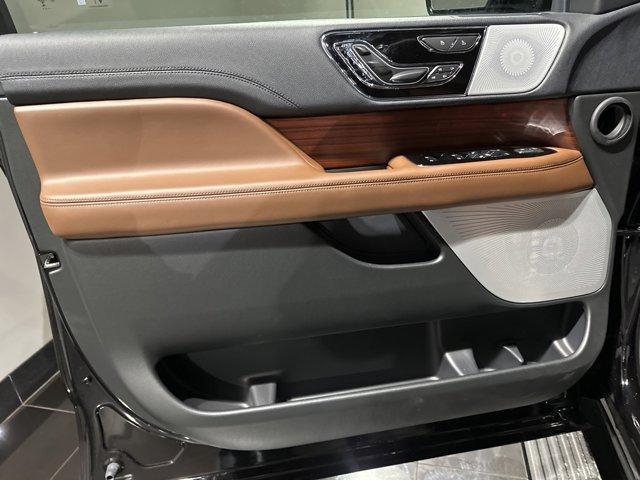 new 2024 Lincoln Navigator car, priced at $106,500