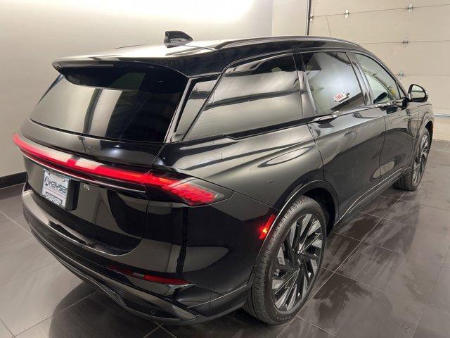 new 2025 Lincoln Nautilus car, priced at $63,503