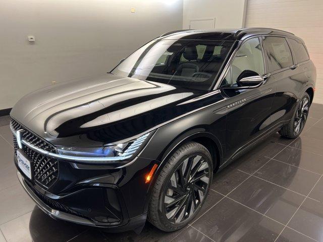 new 2025 Lincoln Nautilus car, priced at $67,705
