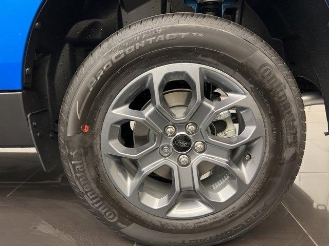 new 2025 Ford Maverick car, priced at $33,980