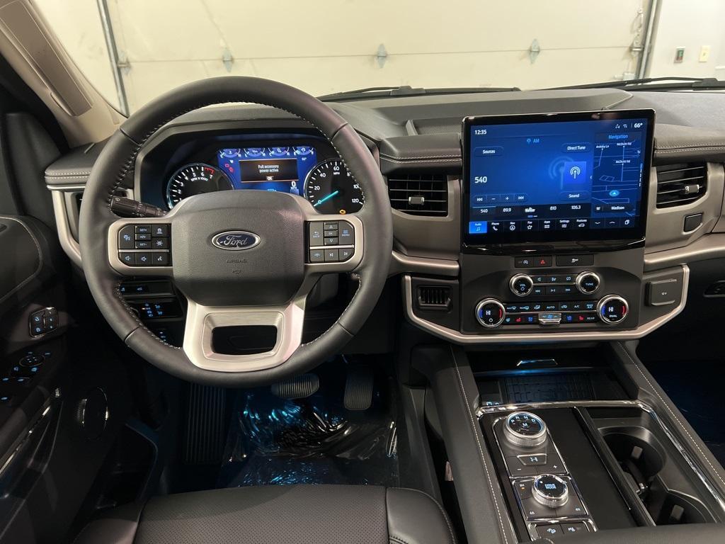new 2024 Ford Expedition car, priced at $65,028