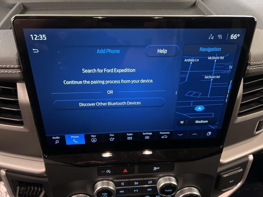 new 2024 Ford Expedition car, priced at $65,028