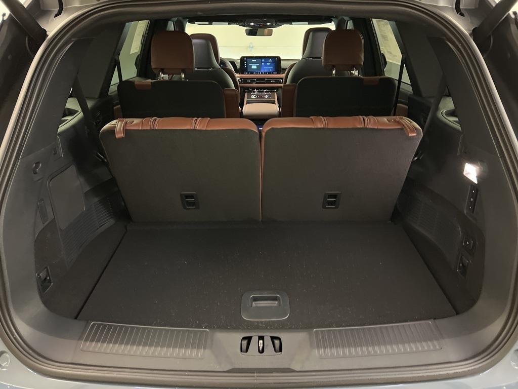new 2025 Lincoln Aviator car, priced at $71,562