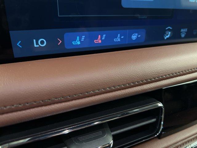 new 2025 Lincoln Aviator car, priced at $75,895