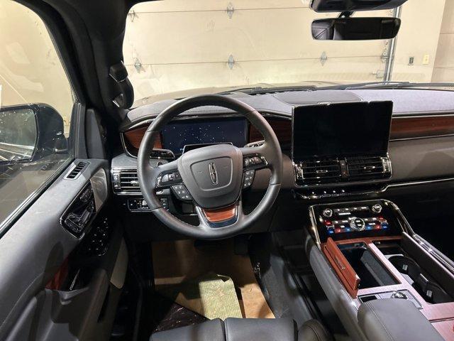 new 2024 Lincoln Navigator car, priced at $101,895