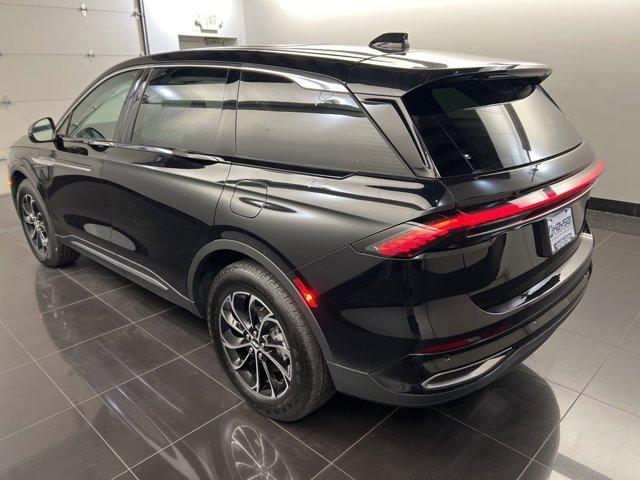 new 2025 Lincoln Nautilus car, priced at $56,665