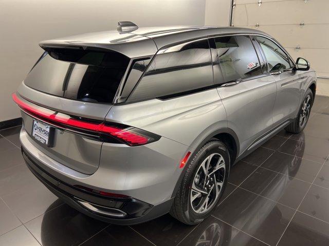 new 2025 Lincoln Nautilus car, priced at $56,263