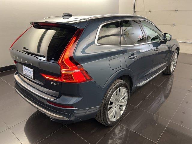 used 2022 Volvo XC60 car, priced at $33,320