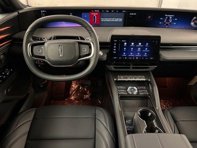 new 2025 Lincoln Nautilus car, priced at $56,263
