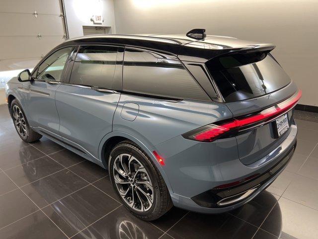 new 2025 Lincoln Nautilus car, priced at $63,455