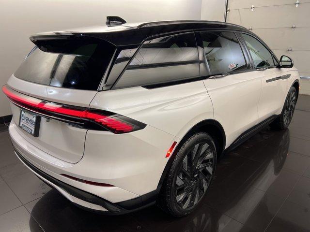 new 2025 Lincoln Nautilus car, priced at $62,071