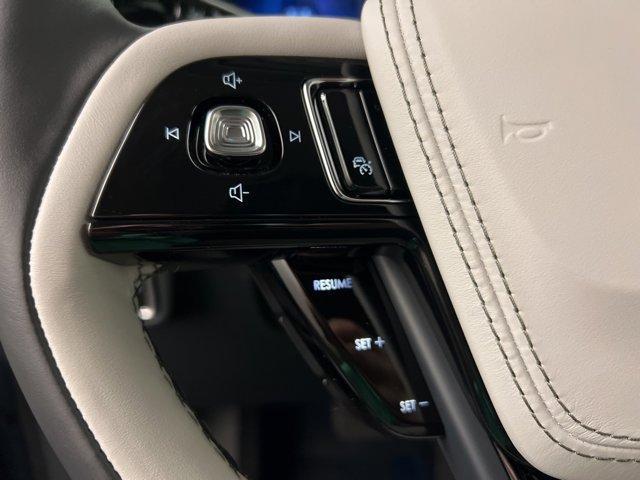 new 2025 Lincoln Aviator car, priced at $76,300