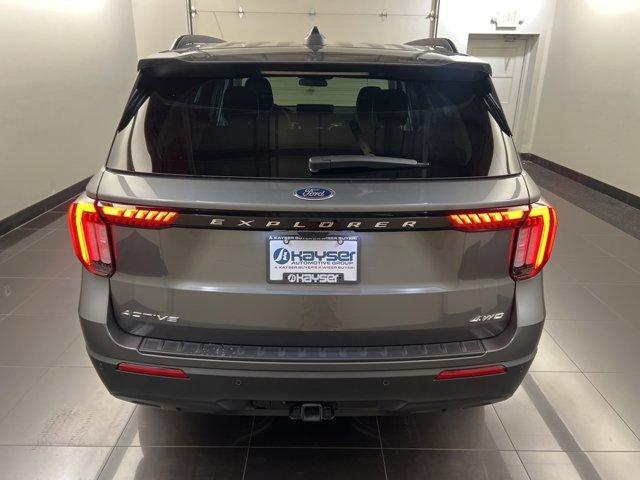 new 2025 Ford Explorer car, priced at $40,050