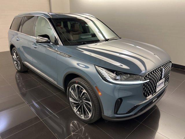 new 2025 Lincoln Aviator car, priced at $76,800