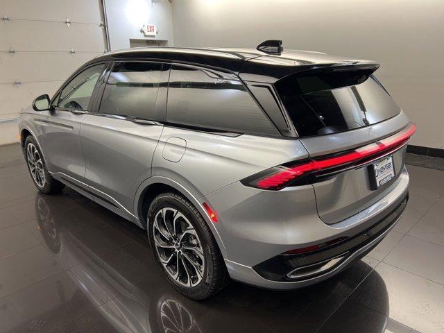 new 2025 Lincoln Nautilus car, priced at $58,921