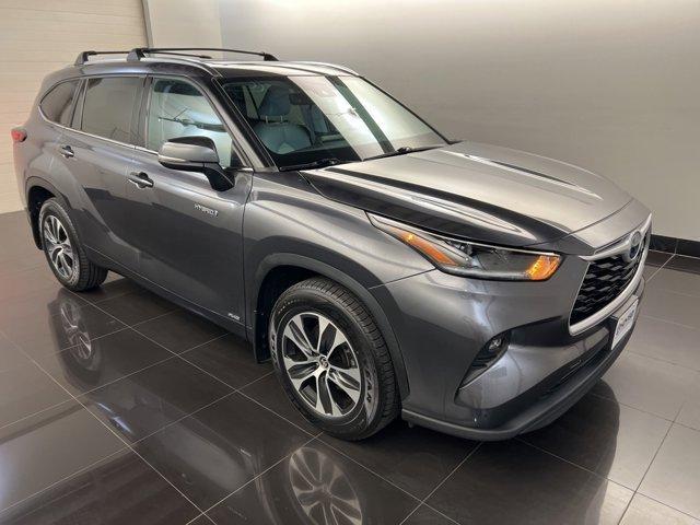 used 2021 Toyota Highlander Hybrid car, priced at $32,826