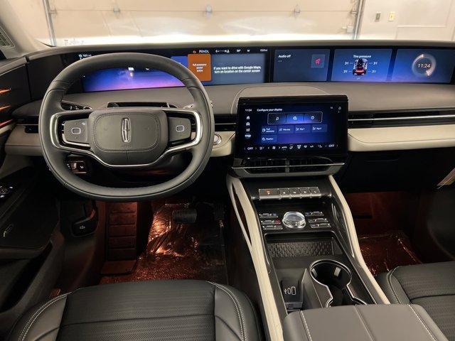 new 2025 Lincoln Nautilus car, priced at $58,921