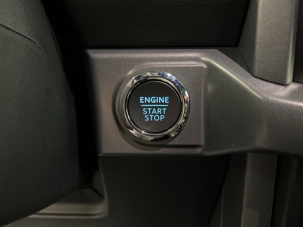 new 2025 Ford F-150 car, priced at $57,560