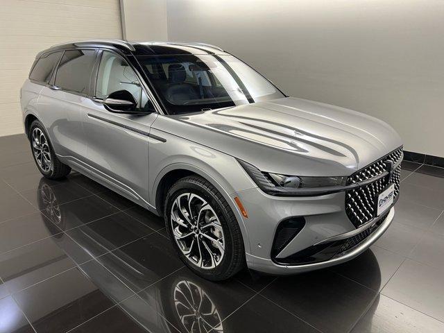 new 2024 Lincoln Nautilus car, priced at $66,700