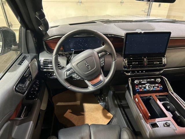 new 2024 Lincoln Navigator car, priced at $100,895