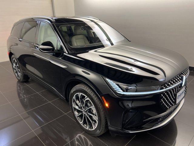 new 2025 Lincoln Nautilus car, priced at $64,705